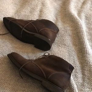 Johnson and Murphy memory foam boot